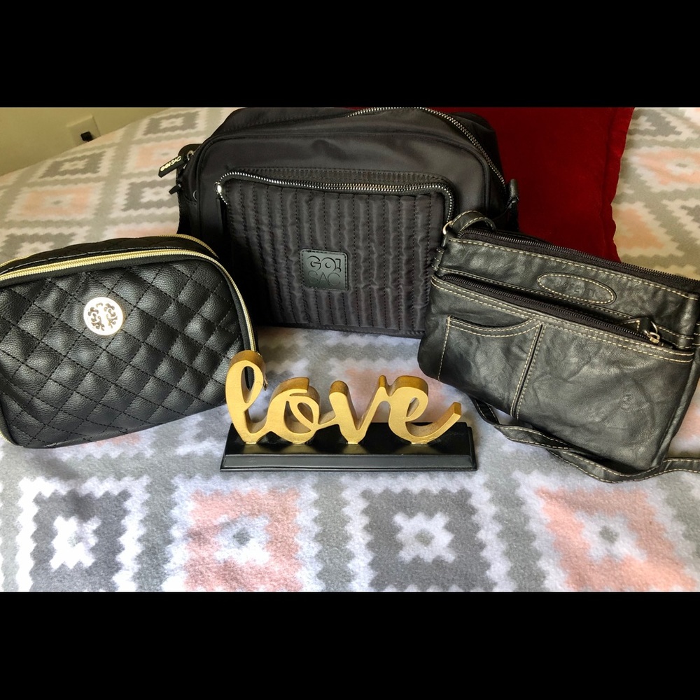 2 Crossbody 1 Cosmetic bag 💼